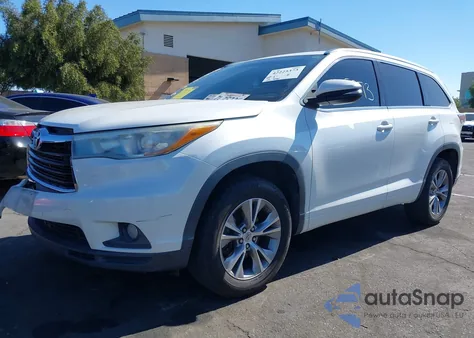 2015 Toyota Highlander Xle V6 из США, поврежденный, VIN 5TDKKRFH8FS097572